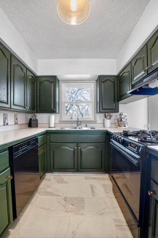 3112 W 9th Street, Waterloo, IA 50702