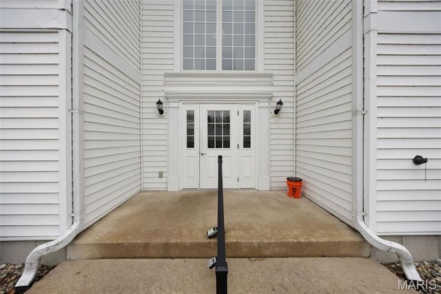 3605 Tracey Rich Road 1B, Mehlville, MO 63125