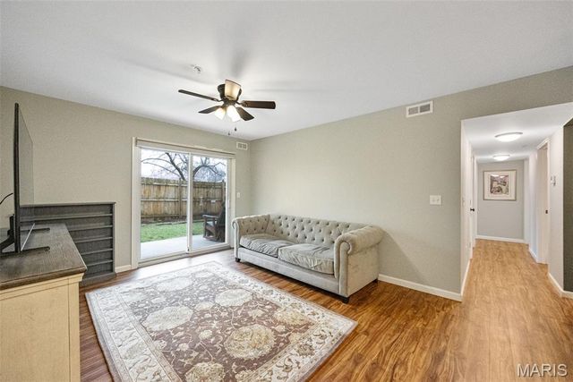 3605 Tracey Rich Road 1B, Mehlville, MO 63125