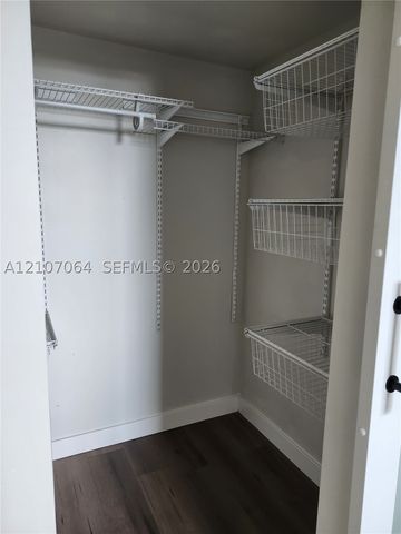 119 Royal Park Dr 3G, Oakland Park, FL 33309