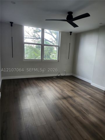 119 Royal Park Dr 3G, Oakland Park, FL 33309