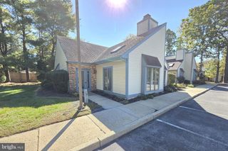 146 LAKEVIEW DR S #303, Gibbsboro, NJ 08026