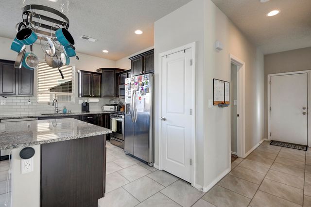 1035 Grace Court NE, Rio Rancho, NM 87144