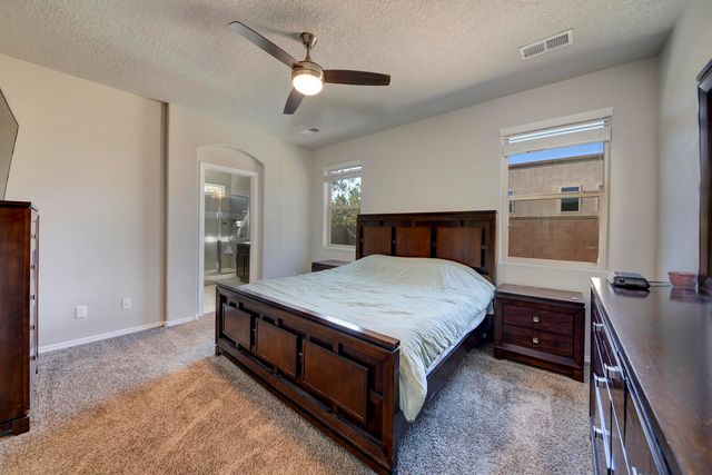 1035 Grace Court NE, Rio Rancho, NM 87144