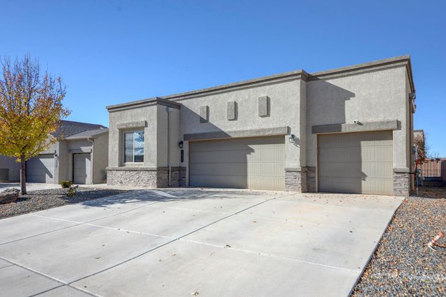 1035 Grace Court NE, Rio Rancho, NM 87144