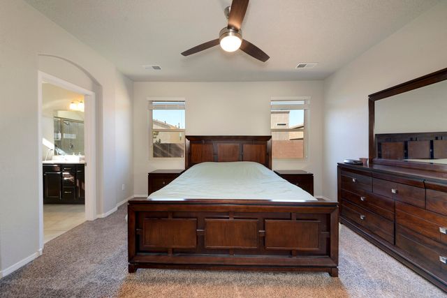 1035 Grace Court NE, Rio Rancho, NM 87144