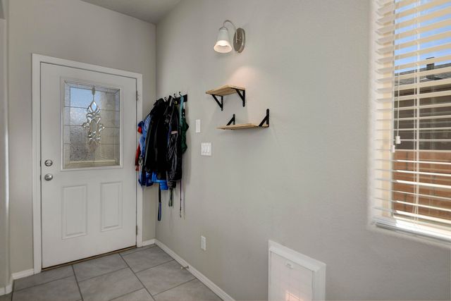 1035 Grace Court NE, Rio Rancho, NM 87144