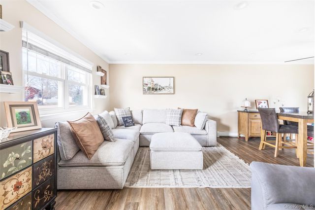 9 Golf Course Road, Bellport, NY 11713