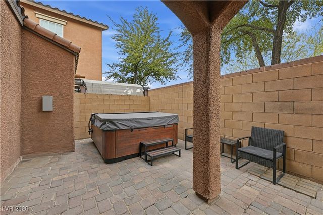 663 Swift Eagle Avenue, Henderson, NV 89015