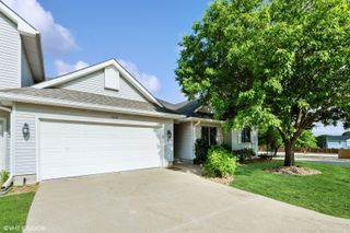 10120 Meredith Drive 2, Urbandale, IA 50322