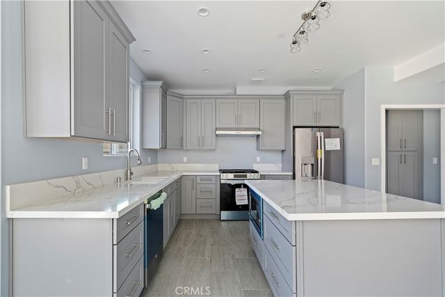 20819 W Seasons Lane, Winnetka, CA 91306