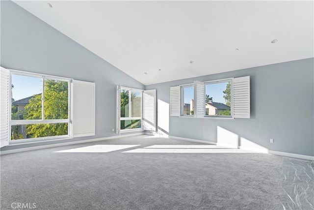 20819 W Seasons Lane, Winnetka, CA 91306