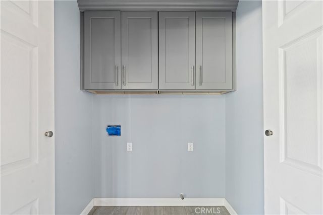 20819 W Seasons Lane, Winnetka, CA 91306