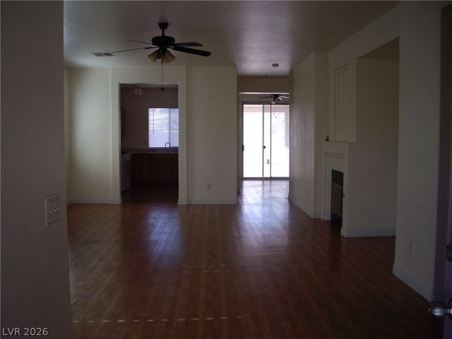 10923 GOLDEN BIRCH Place, Las Vegas, NV 89135