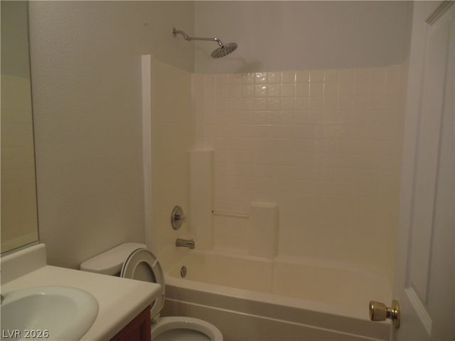 10923 GOLDEN BIRCH Place, Las Vegas, NV 89135