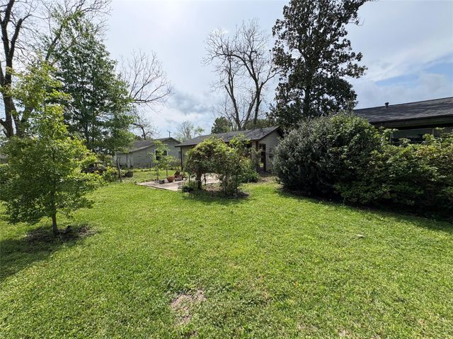 805 Beauty Street, Dayton, TX 77535