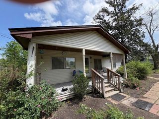 805 Beauty Street, Dayton, TX 77535