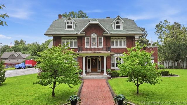 221 Woodward Boulevard, Tulsa, OK 74114