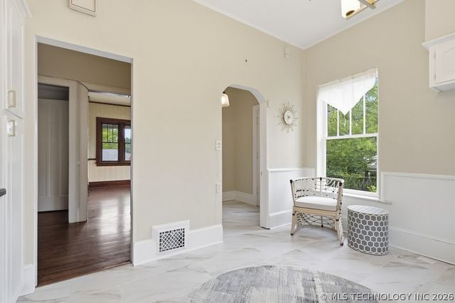 221 Woodward Boulevard, Tulsa, OK 74114