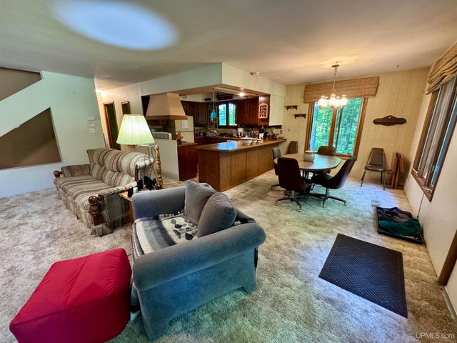 110 Old Us 141 Highway, Crystal Falls, MI 49920