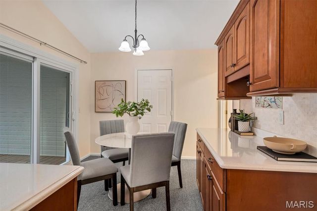 102 Meramec Meadows Court, Fenton, MO 63026