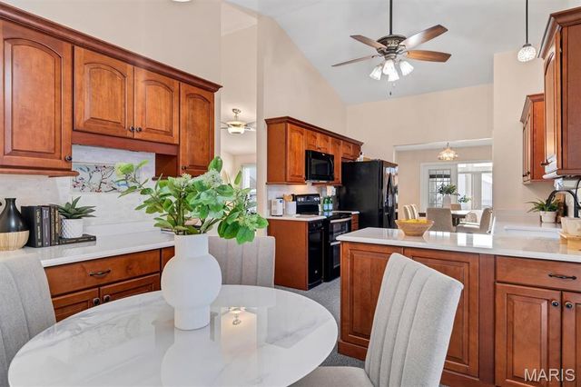 102 Meramec Meadows Court, Fenton, MO 63026