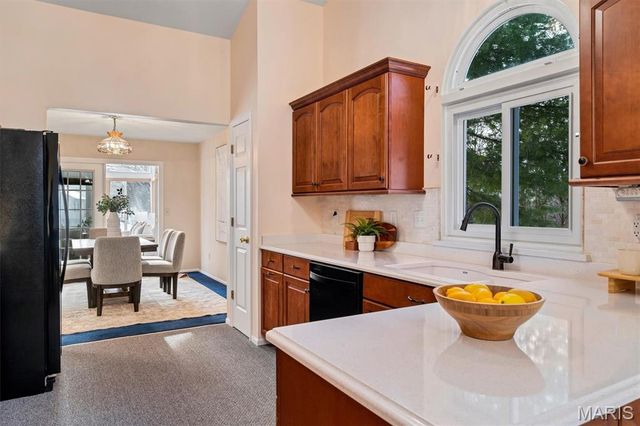 102 Meramec Meadows Court, Fenton, MO 63026