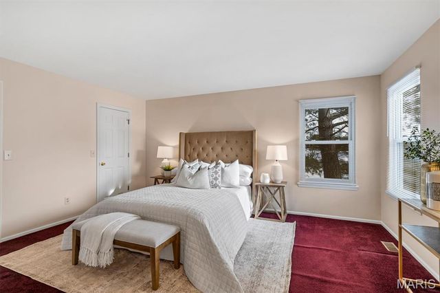 102 Meramec Meadows Court, Fenton, MO 63026