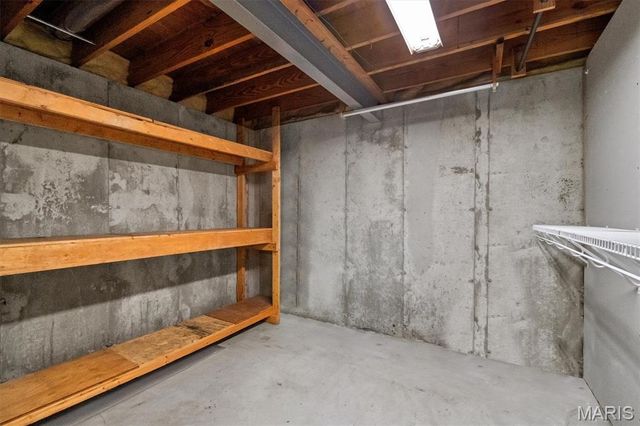 102 Meramec Meadows Court, Fenton, MO 63026