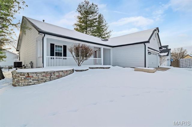 102 Meramec Meadows Court, Fenton, MO 63026