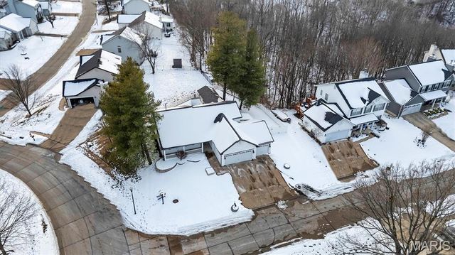 102 Meramec Meadows Court, Fenton, MO 63026