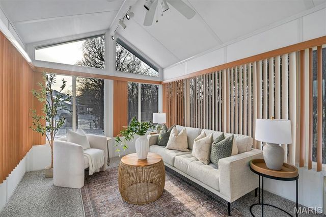 102 Meramec Meadows Court, Fenton, MO 63026