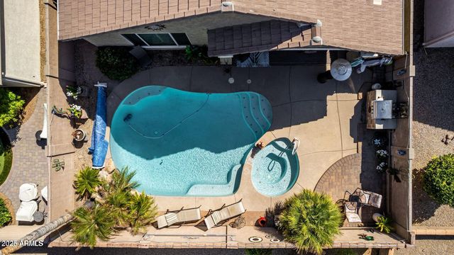 202 W TWIN PEAKS Parkway, San Tan Valley, AZ 85143