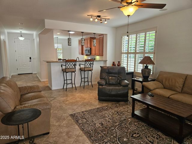 202 W TWIN PEAKS Parkway, San Tan Valley, AZ 85143