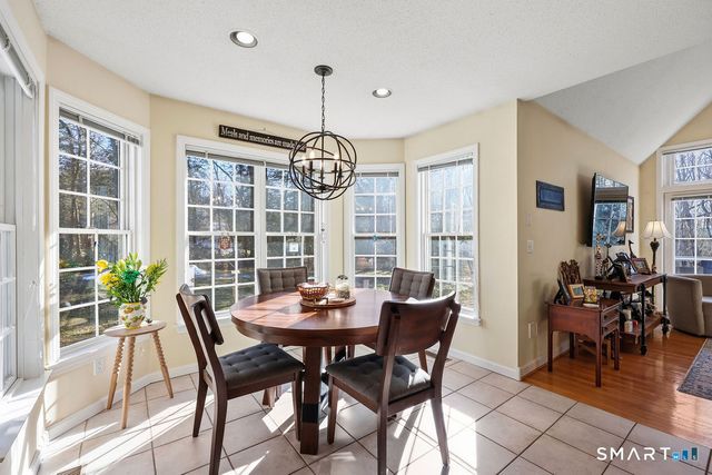 73 High Valley Drive, Canton, CT 06019