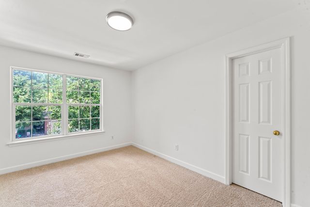 704 Heath Pl, Smyrna, TN 37167