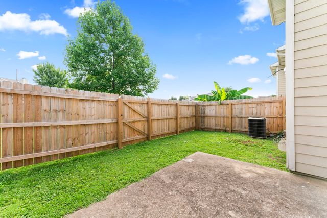 704 Heath Pl, Smyrna, TN 37167