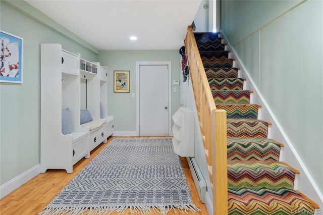 16 Fox Den Road, Mount Kisco, NY 10549