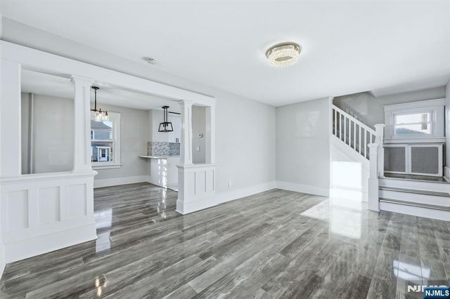 4 Cooper Street, Dover Town, NJ 07801