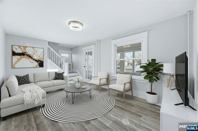 4 Cooper Street, Dover Town, NJ 07801