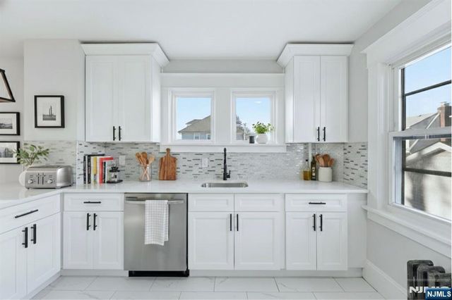 4 Cooper Street, Dover Town, NJ 07801