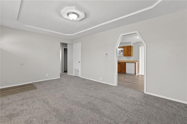 11346 Sycamore Terrace, Kansas City, MO 64134