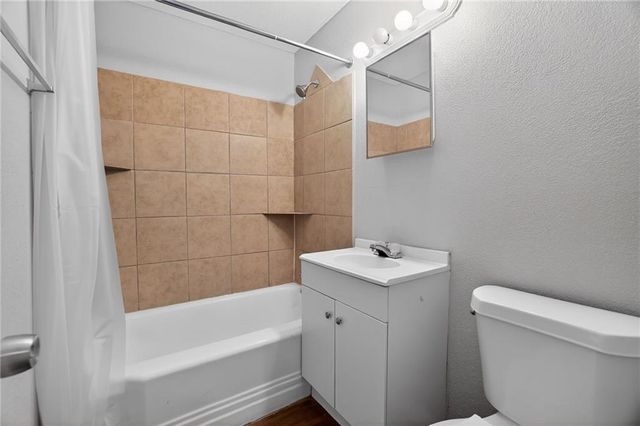 11346 Sycamore Terrace, Kansas City, MO 64134