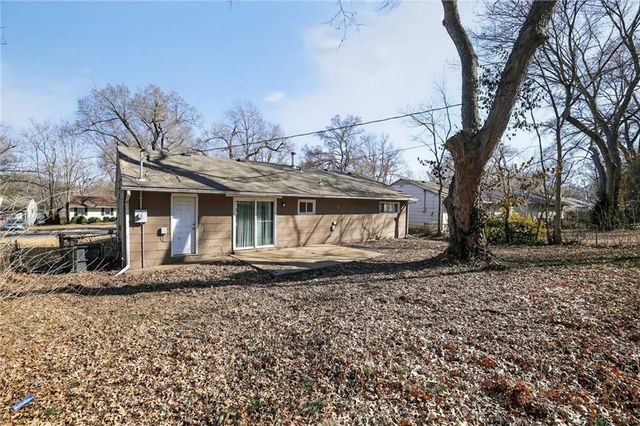 11346 Sycamore Terrace, Kansas City, MO 64134