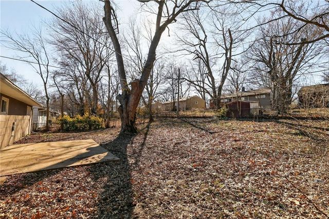 11346 Sycamore Terrace, Kansas City, MO 64134