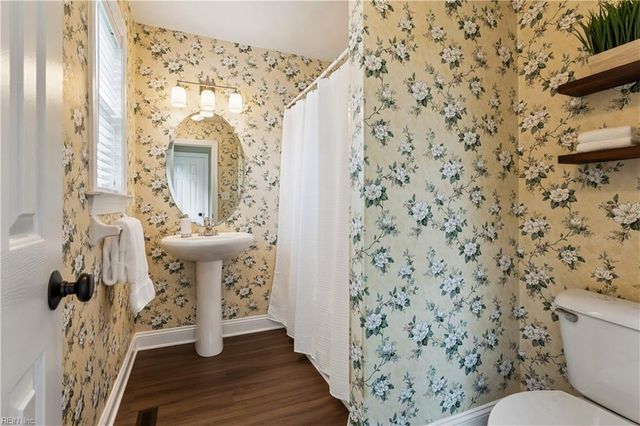 1733 Head Of River RD, Chesapeake, VA 23322