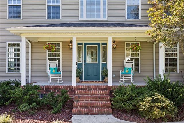 1733 Head Of River RD, Chesapeake, VA 23322