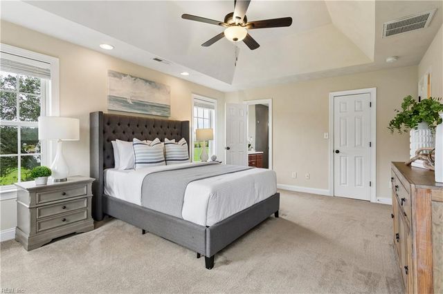 1733 Head Of River RD, Chesapeake, VA 23322