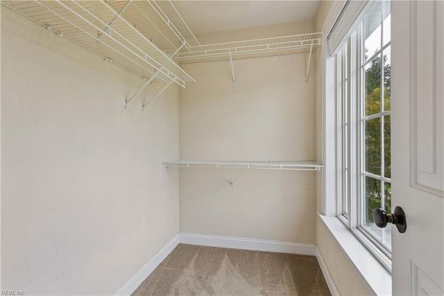 1733 Head Of River RD, Chesapeake, VA 23322