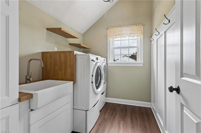 1733 Head Of River RD, Chesapeake, VA 23322